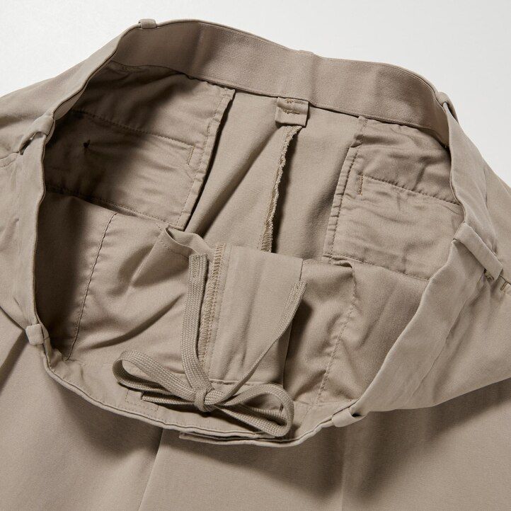 beige herren-hose von uniqlo modell smart cotton like knöchellang