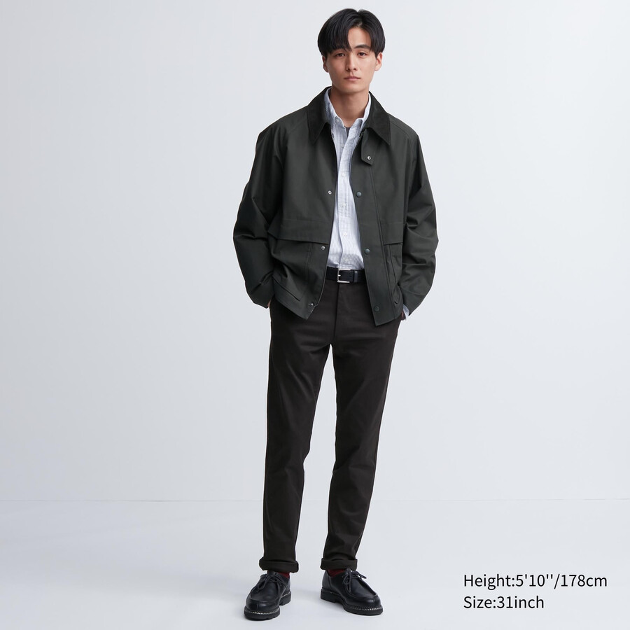 schwarze uniqlo slim fit chino-herrenhose