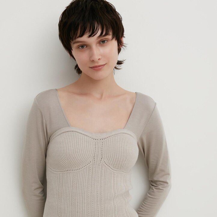 beige uniqlo 3d-strick-nahtlos-soufflé-garn-rippstrick-bustier-damenpullover