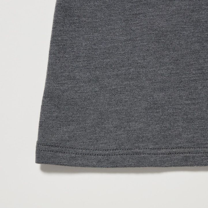 hellgraue uniqlo heattech extra warm baumwoll-thermo-t-shirts mit rundhalsausschnitt und Ärmeln für damen